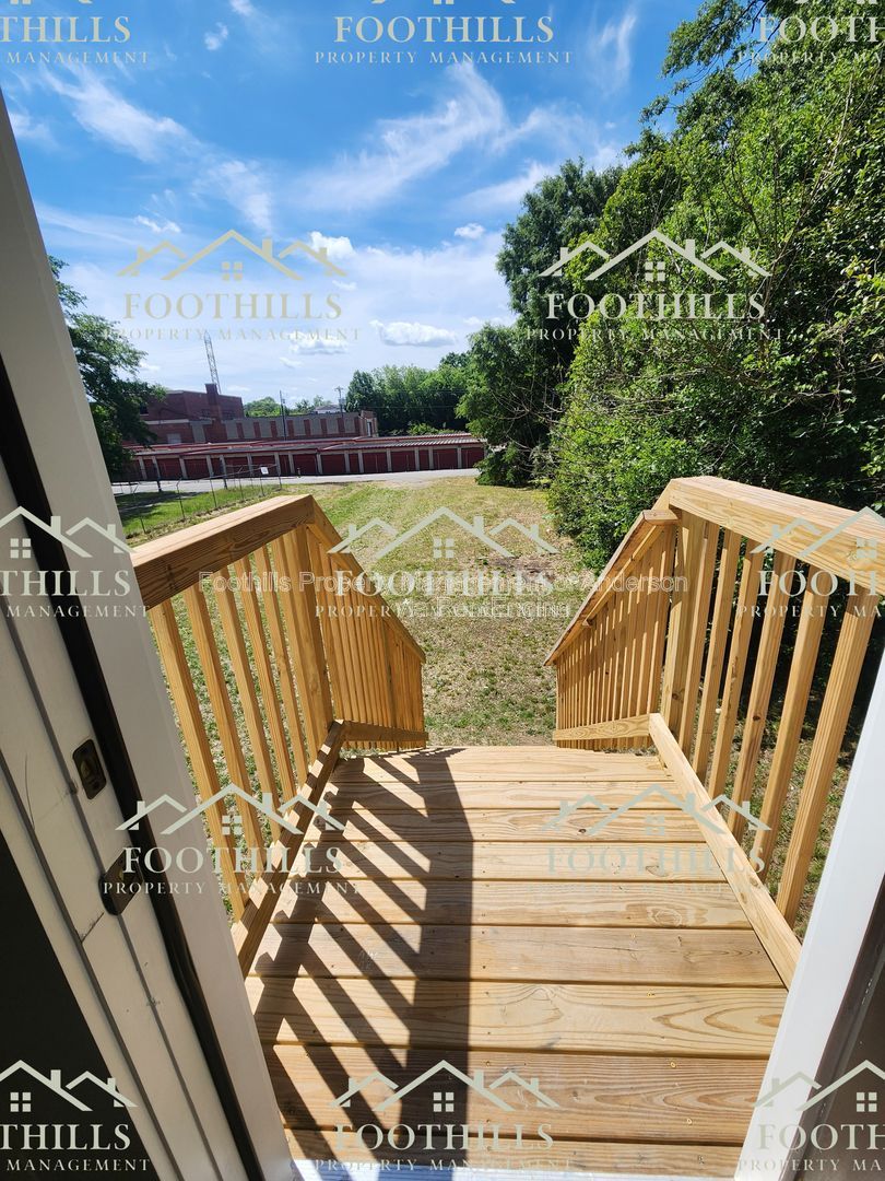 Gallery Image 16