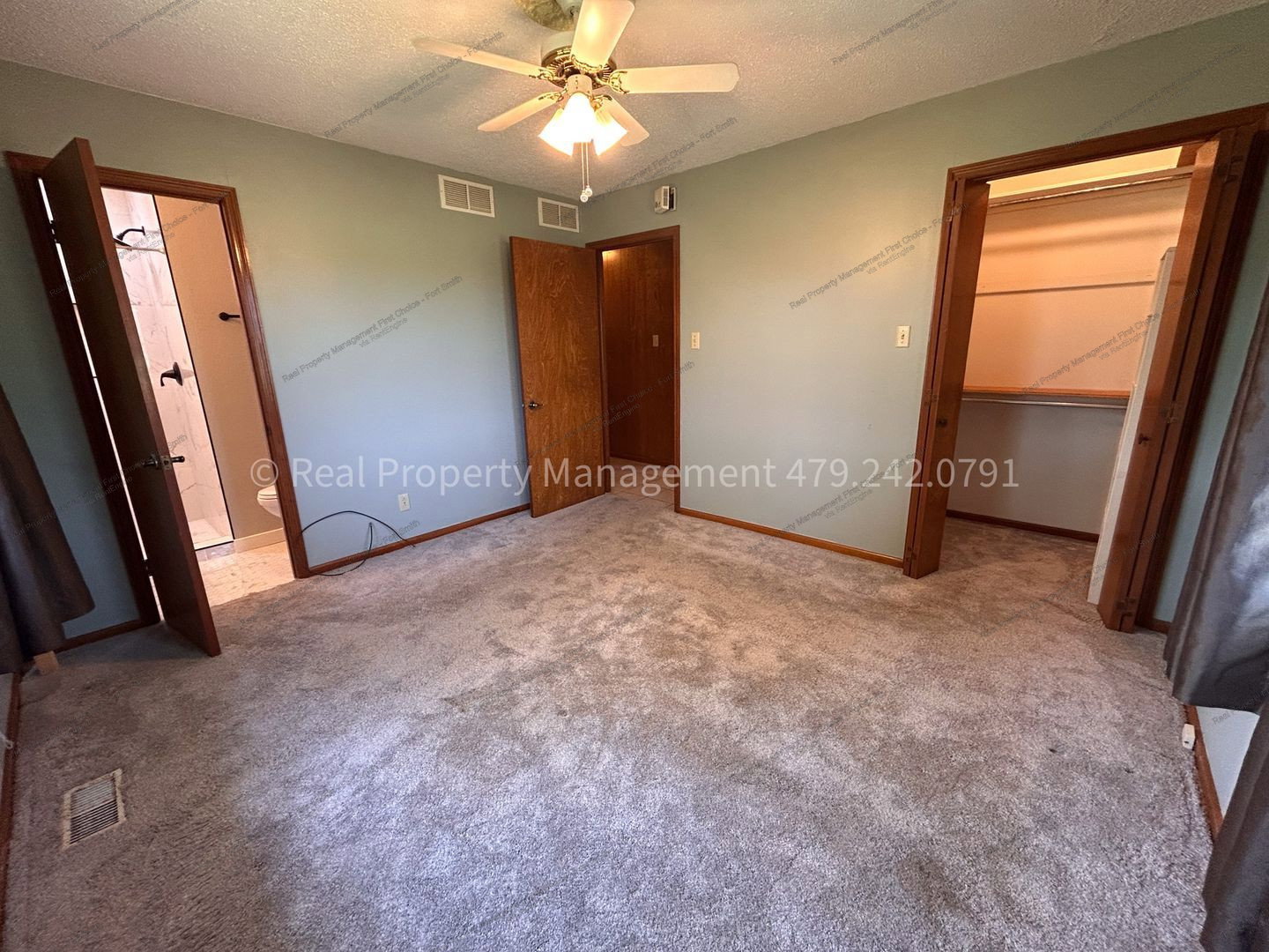 Gallery Image 29