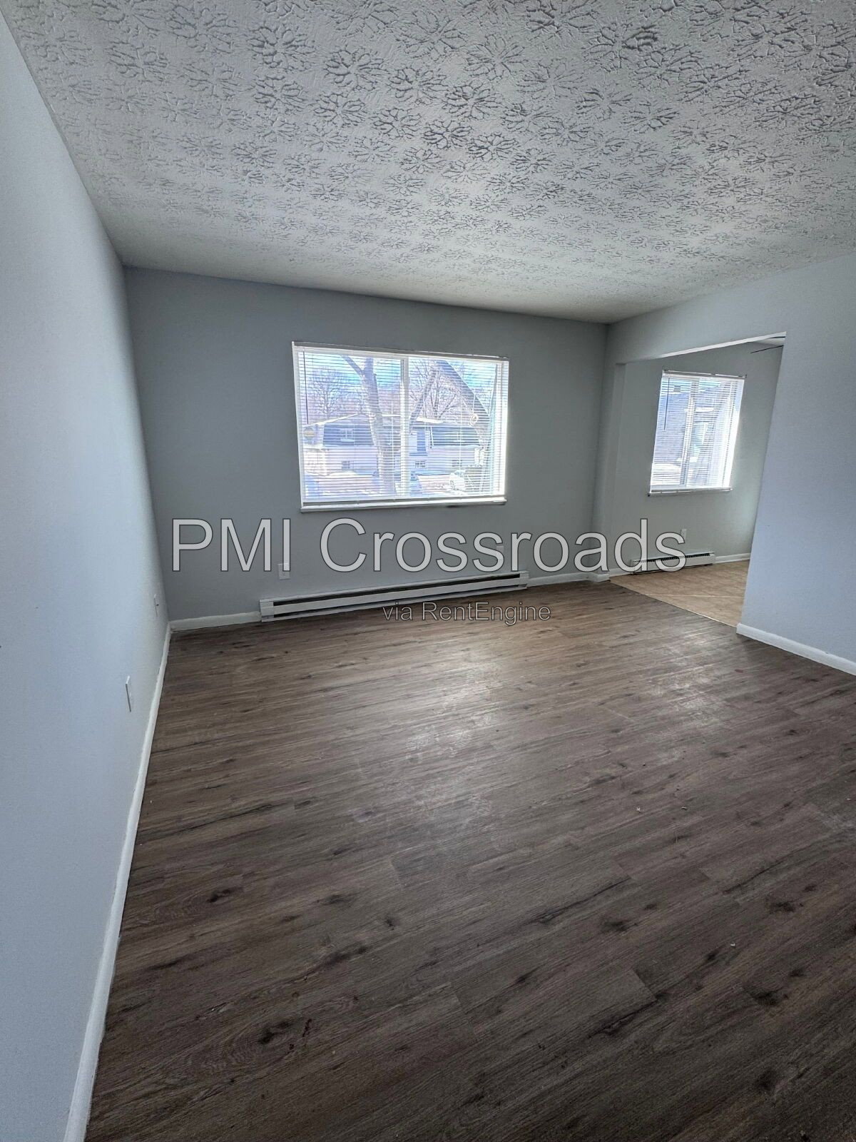 Gallery Image 0