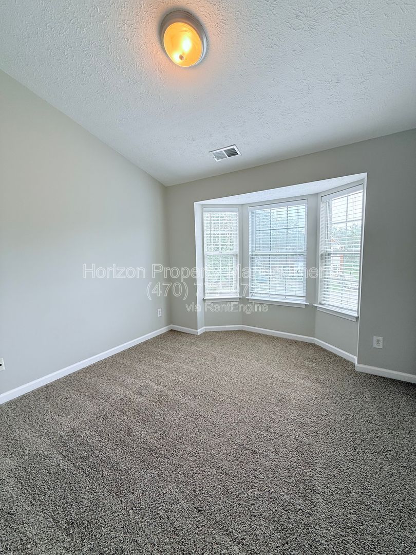 Gallery Image 16
