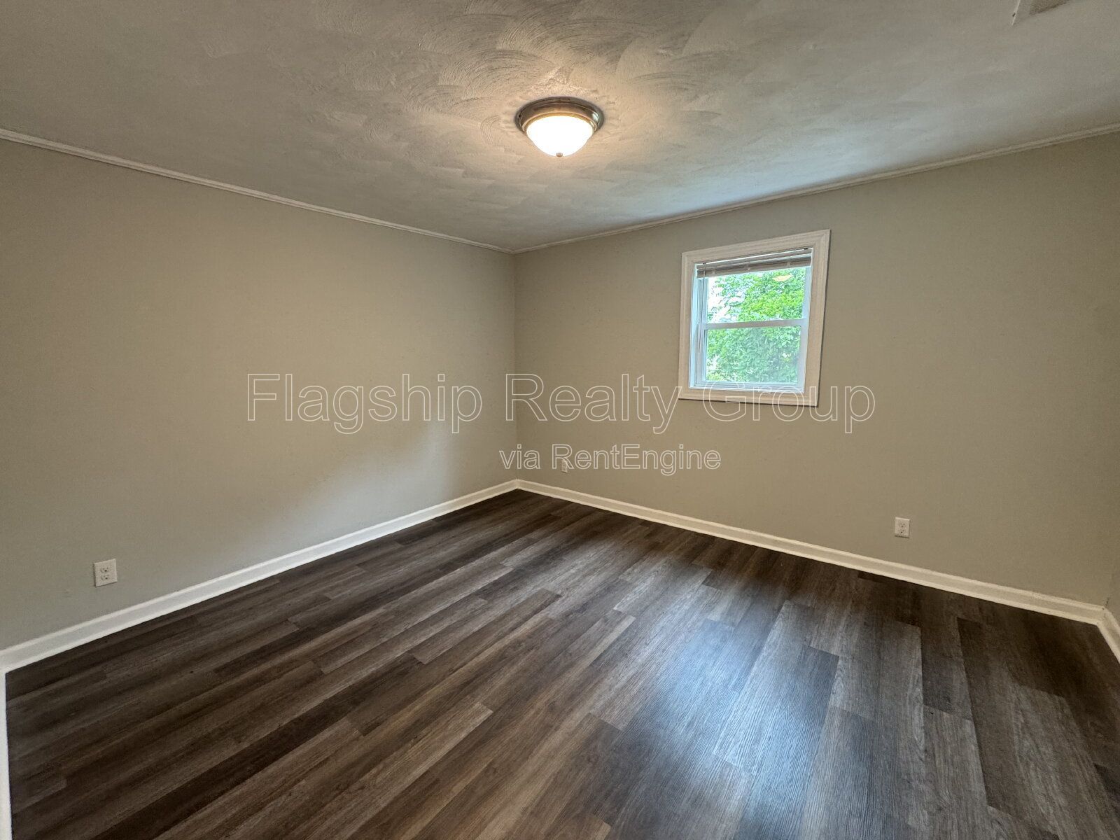 Gallery Image 33