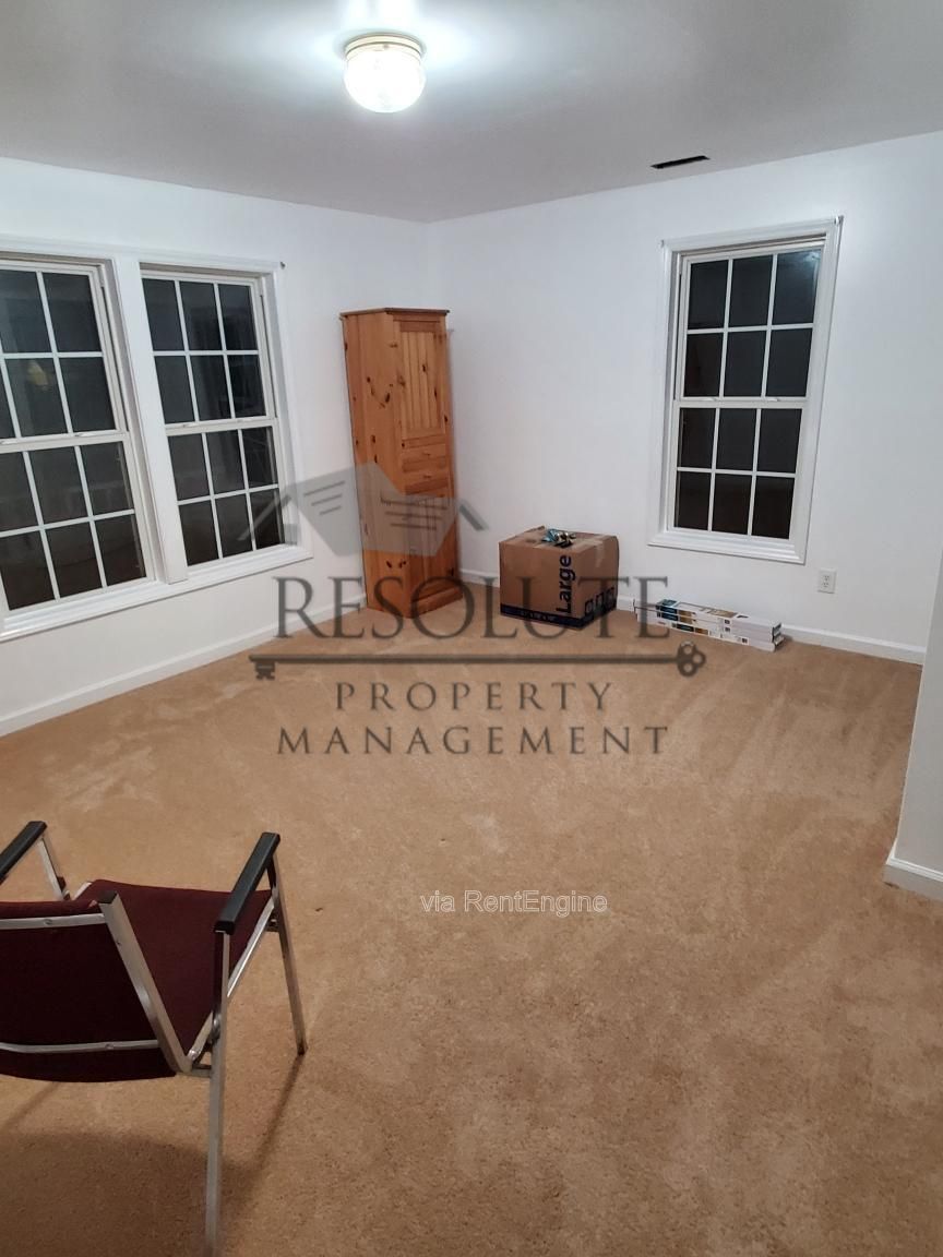 Gallery Image 16