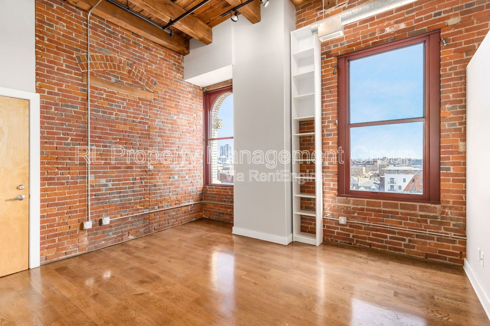 Gallery Image 19