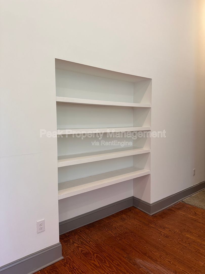 Gallery Image 7