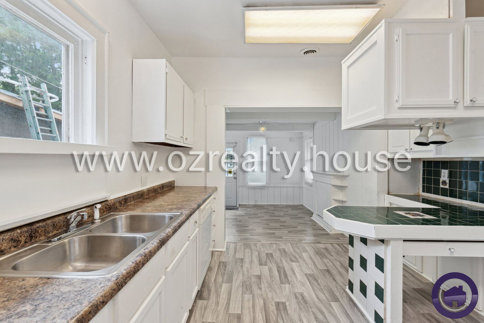 Gallery Image 15