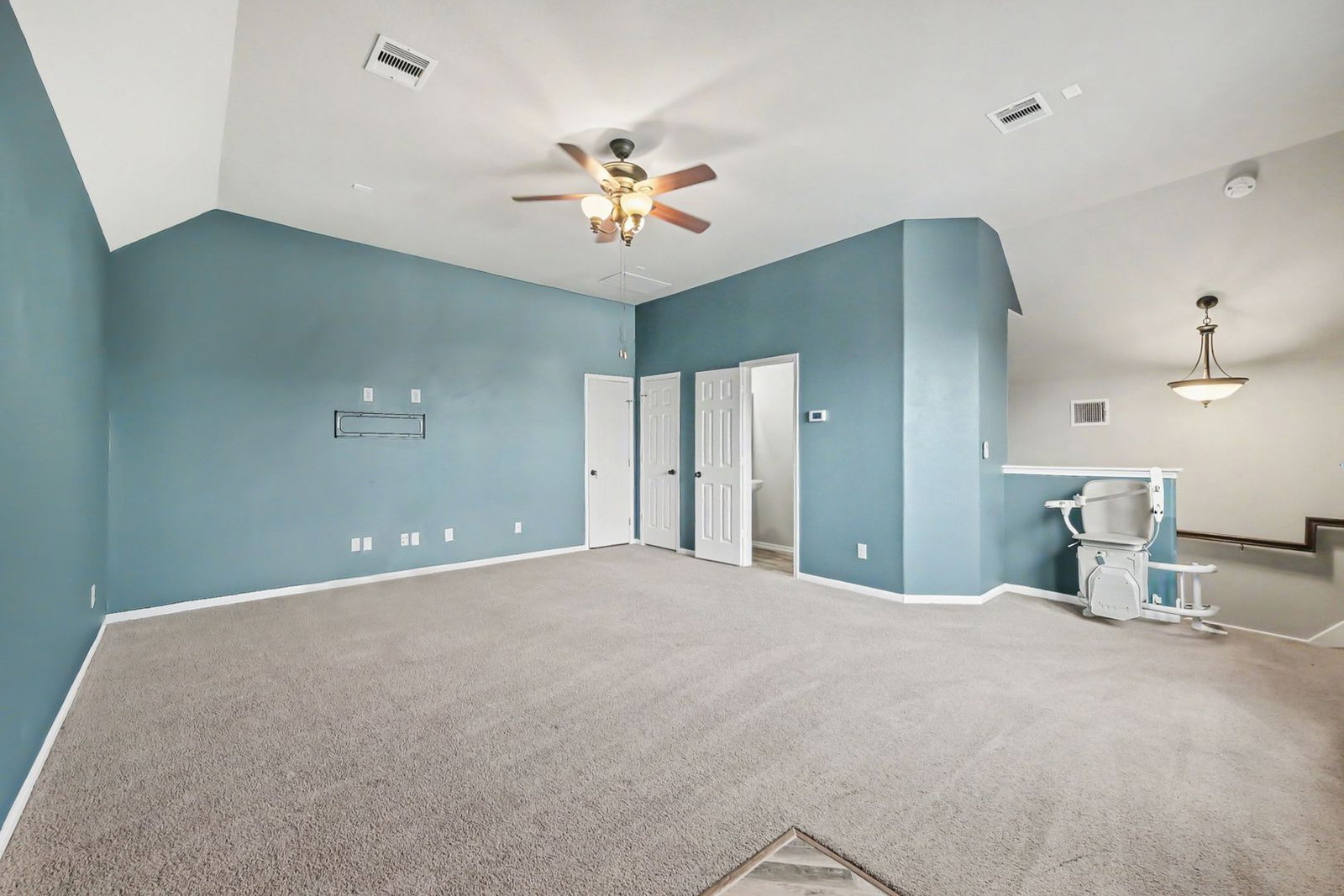 Gallery Image 16
