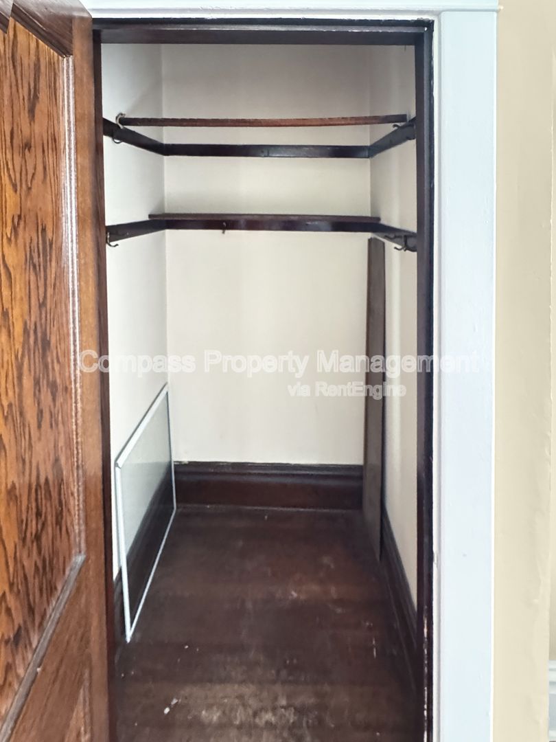 Gallery Image 16