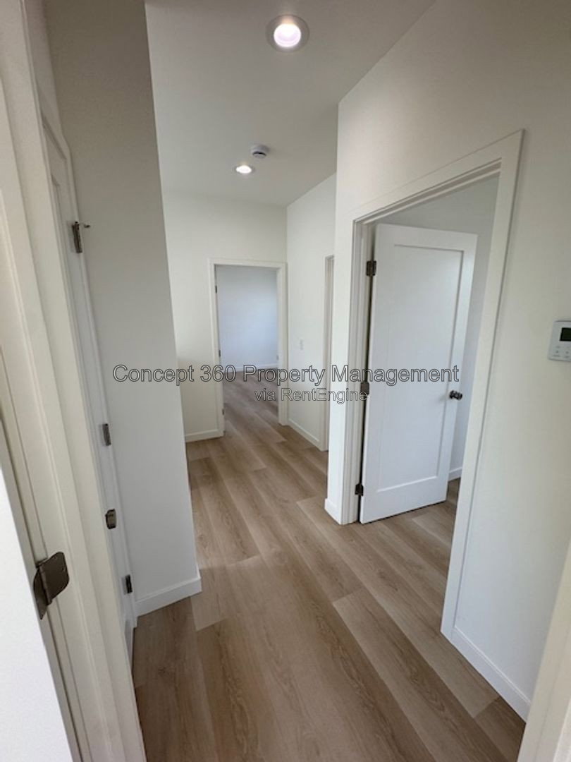Gallery Image 47