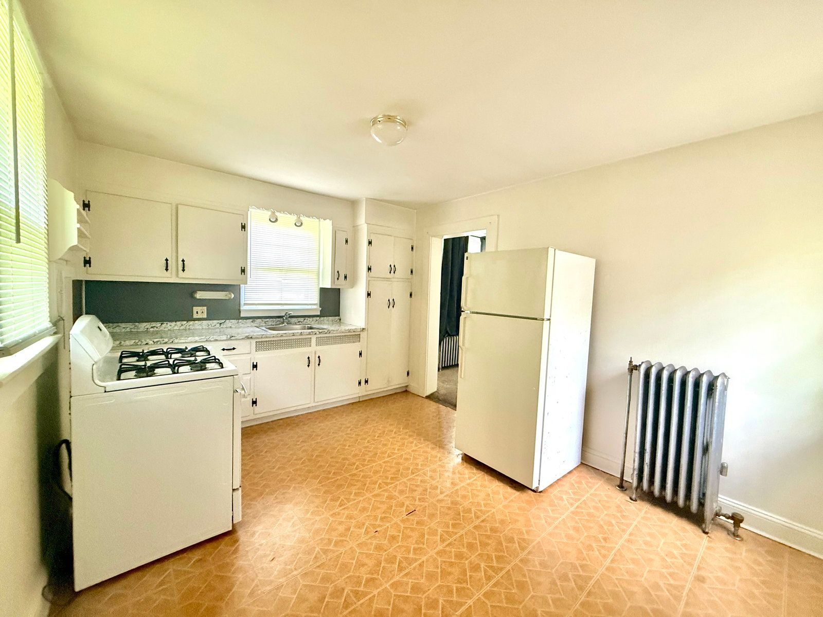 Gallery Image 0