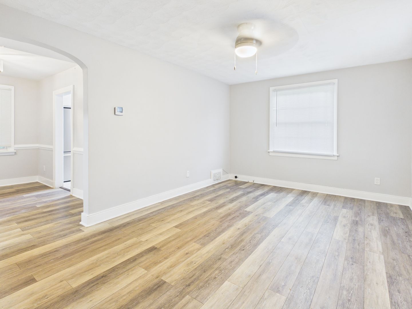 Gallery Image 0