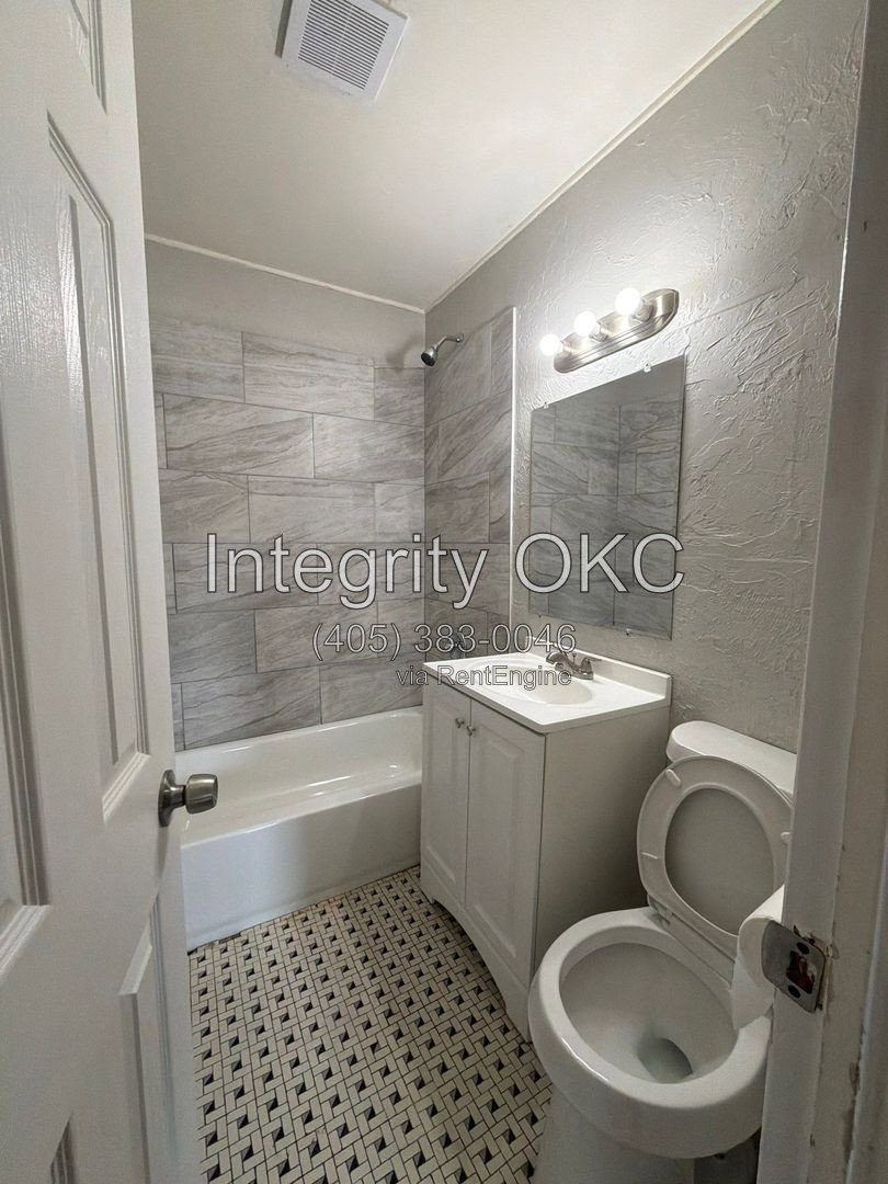 Gallery Image 32