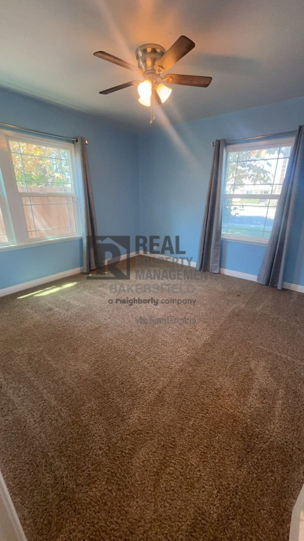 Gallery Image 16
