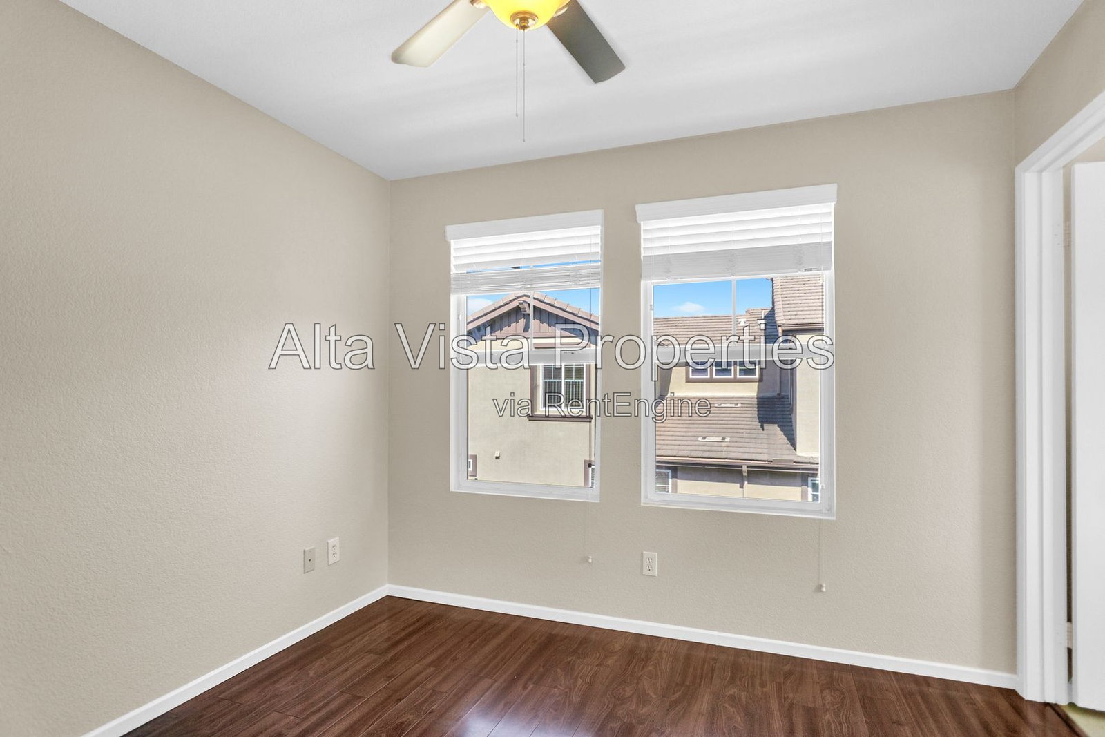 Gallery Image 17