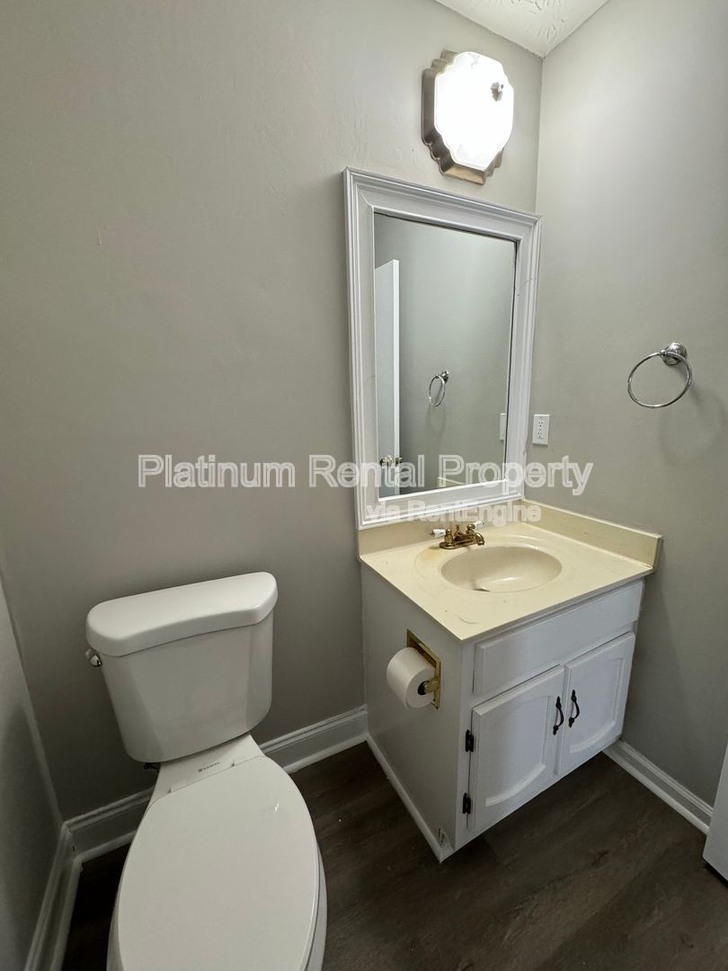 Gallery Image 15