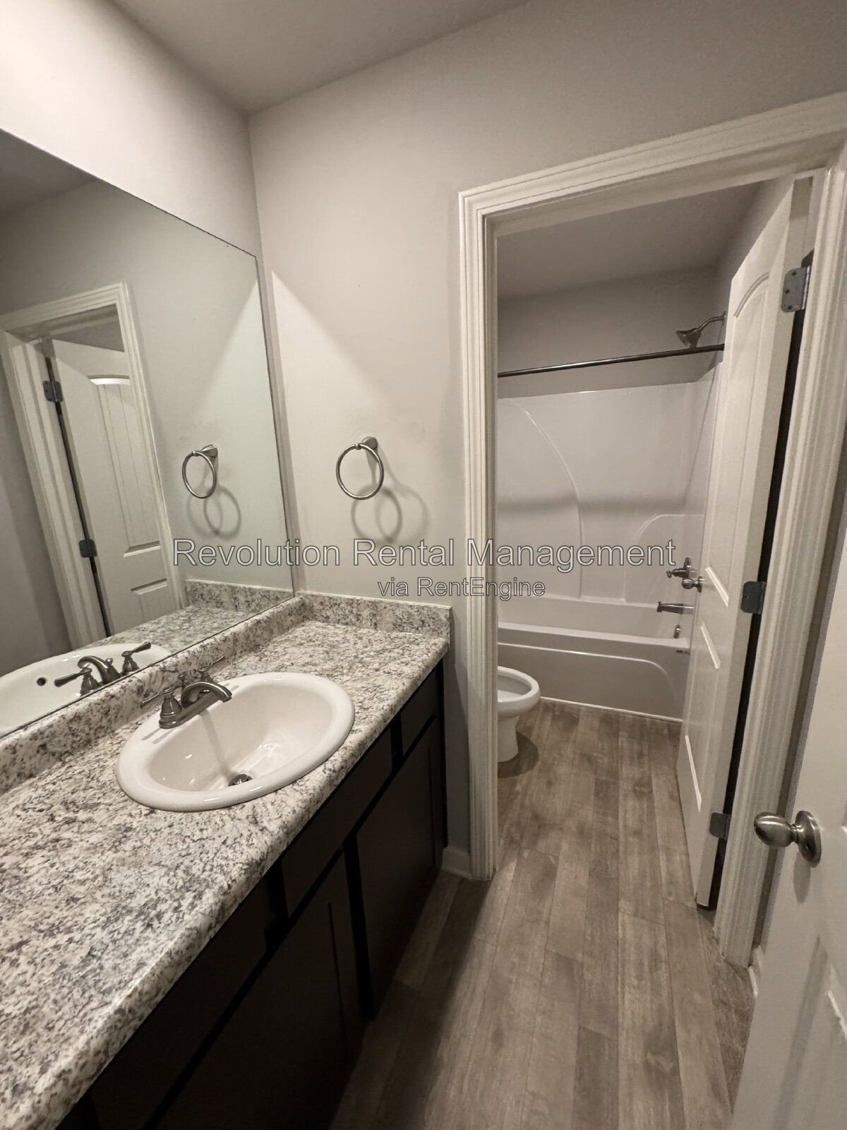 Gallery Image 16