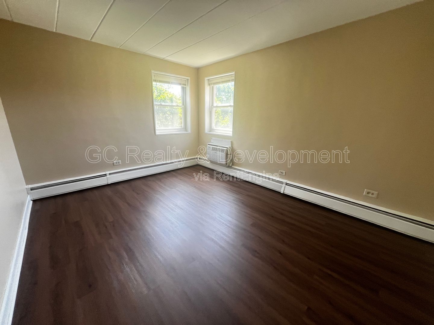 Gallery Image 16