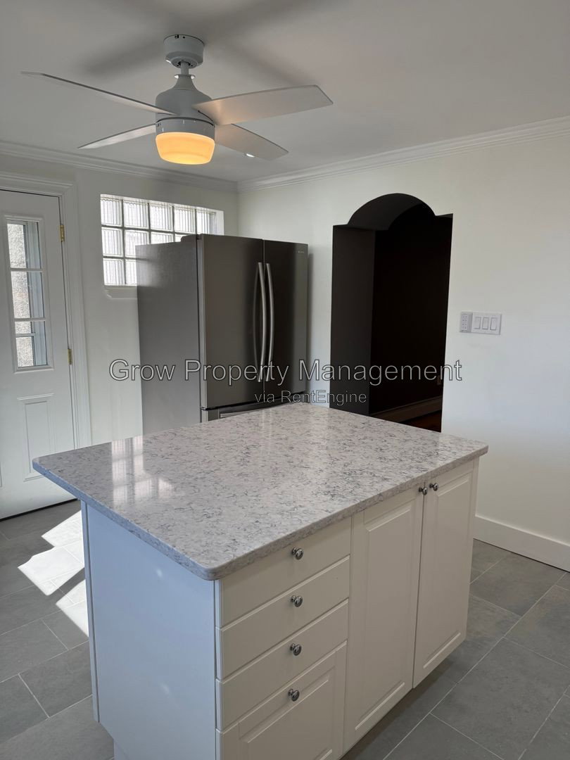 Gallery Image 19