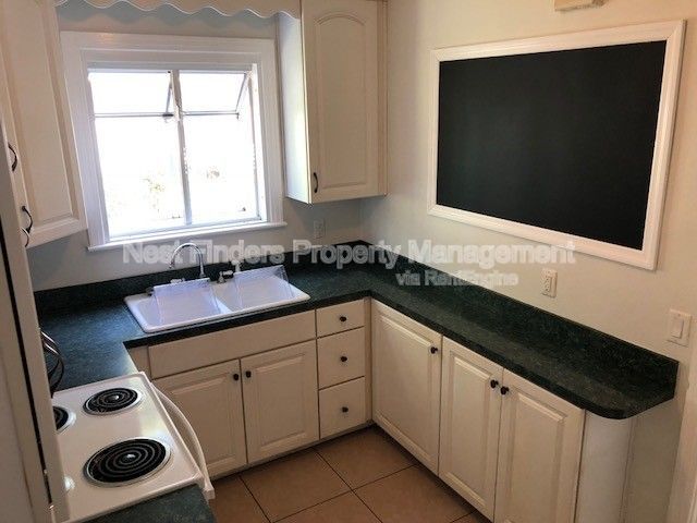 Gallery Image 16