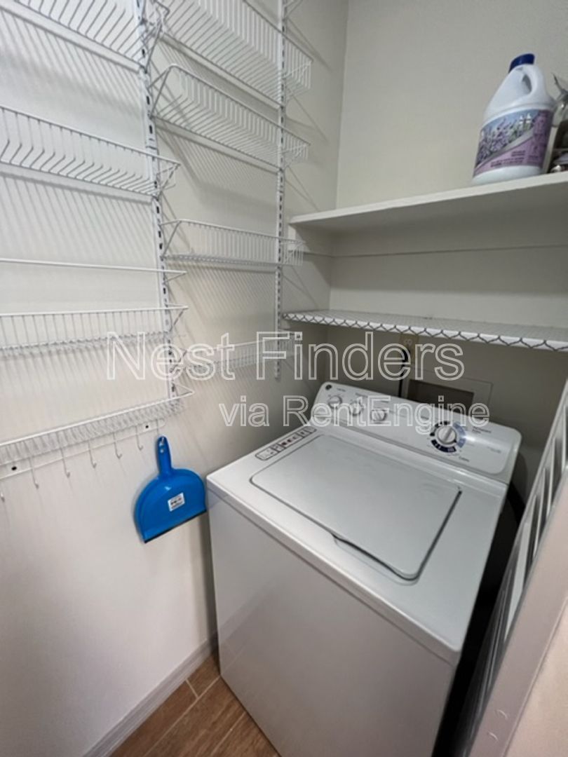 Gallery Image 12