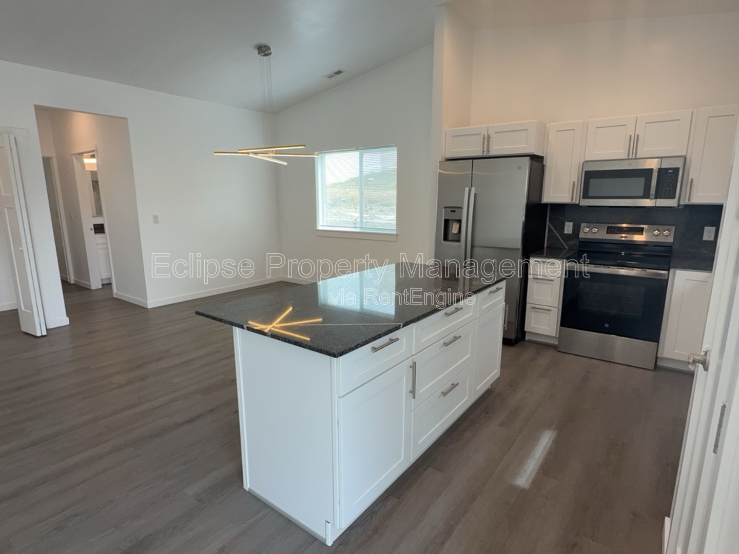 Gallery Image 16