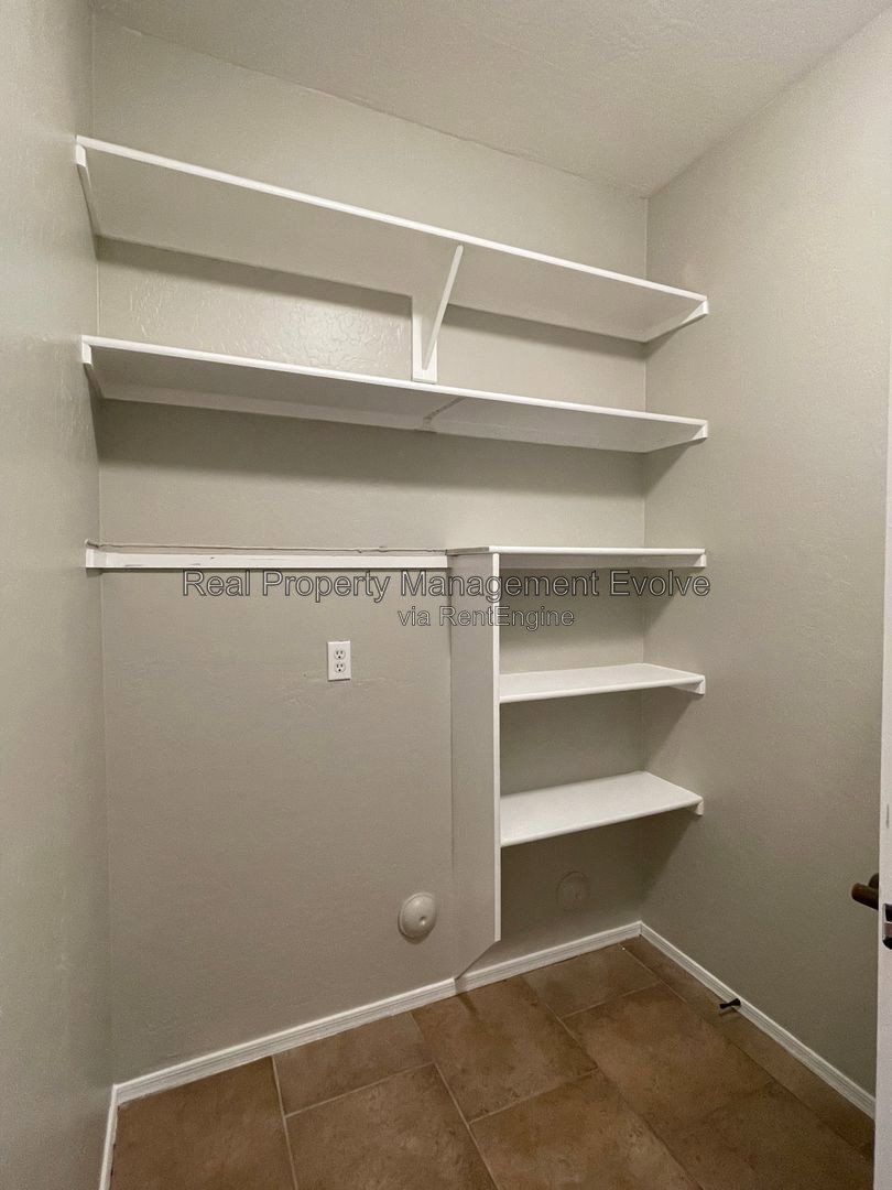 Gallery Image 26