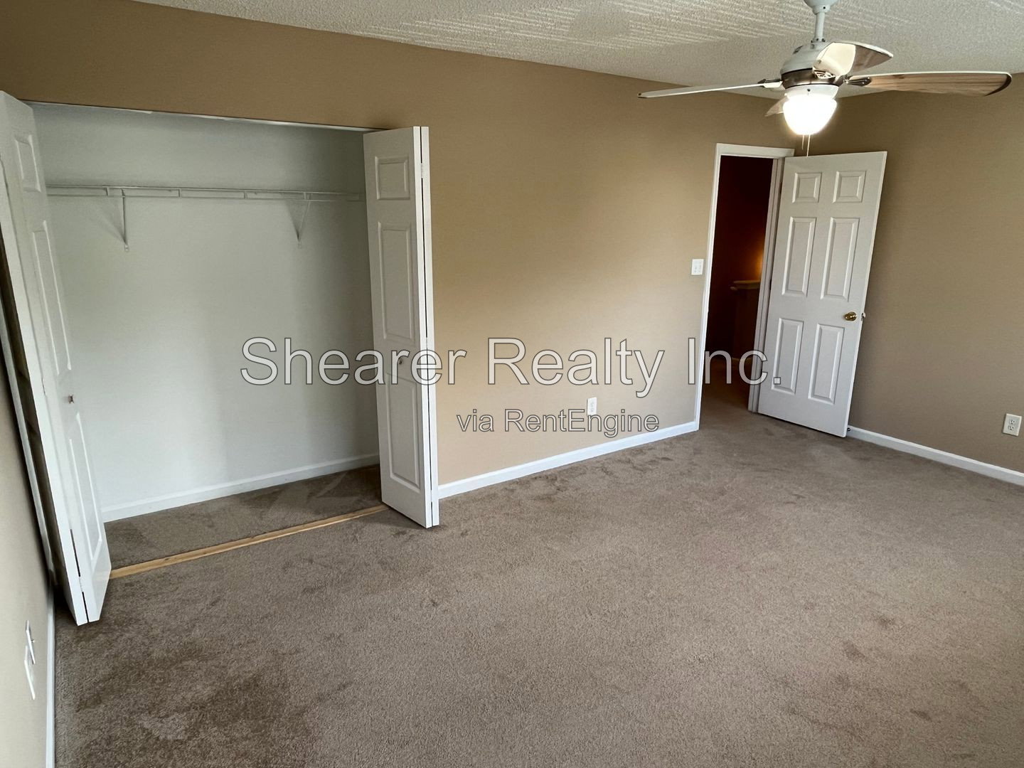 Gallery Image 18