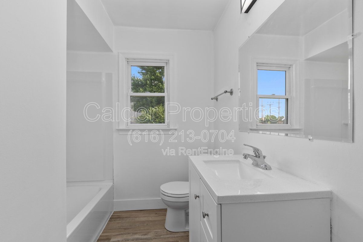 Gallery Image 14