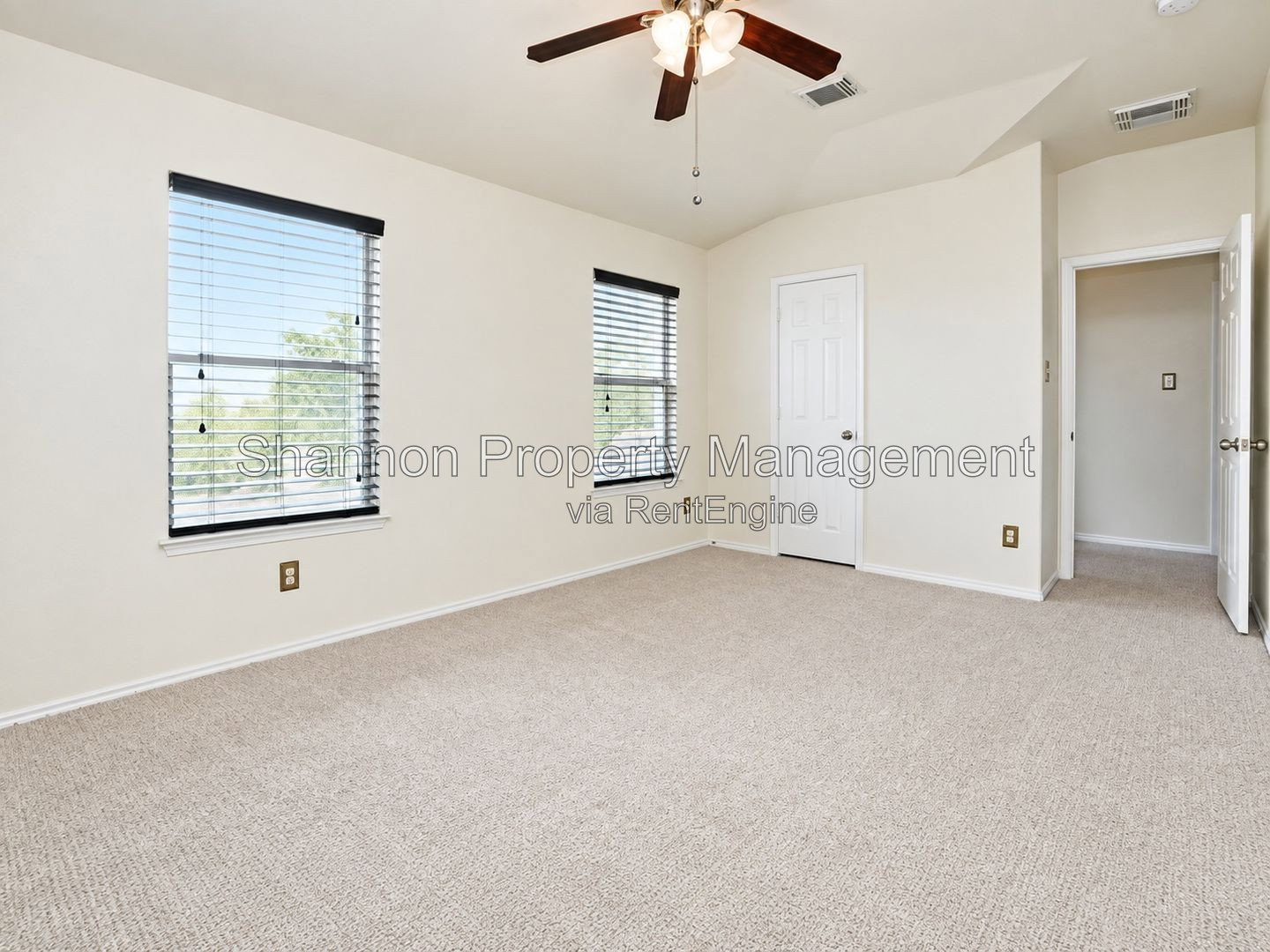 Gallery Image 17