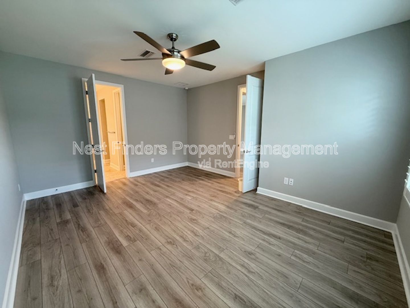 Gallery Image 16