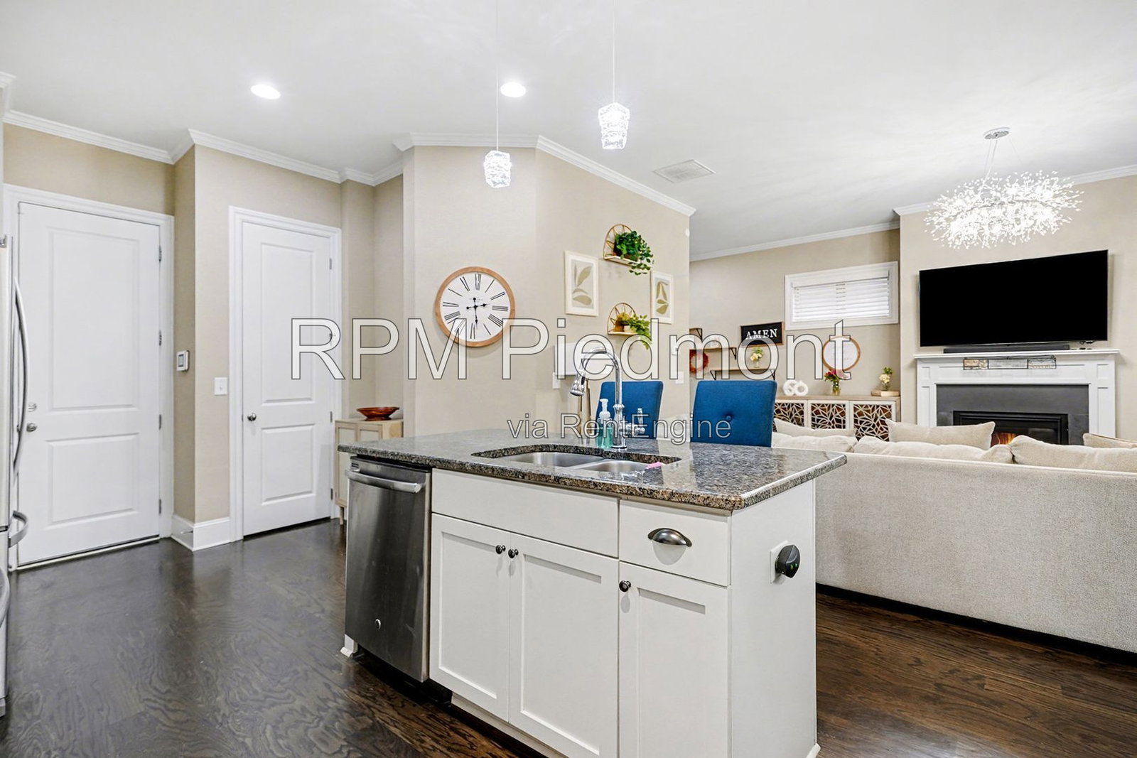 Gallery Image 15