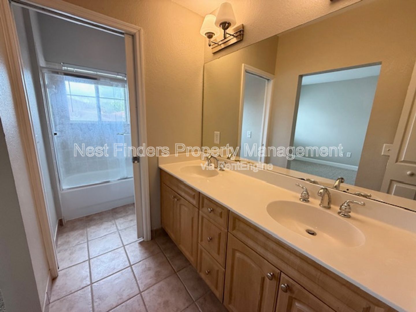 Gallery Image 17