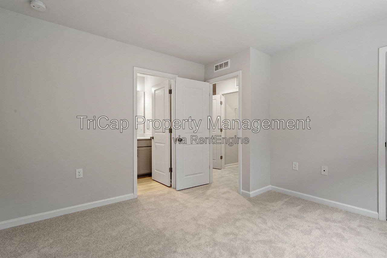 Gallery Image 27