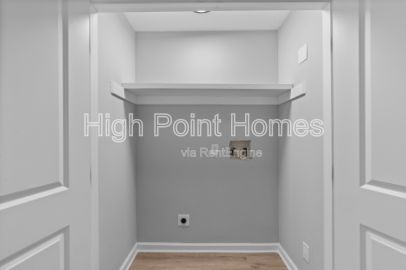 Gallery Image 19