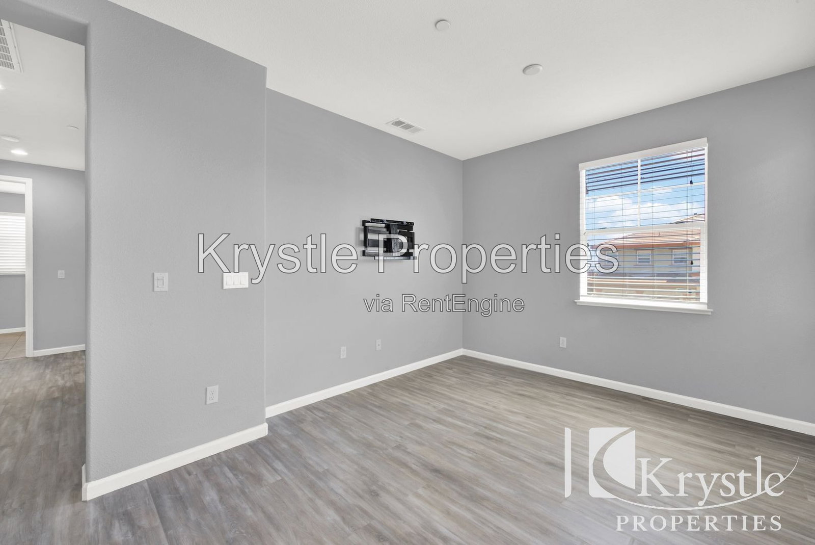 Gallery Image 16