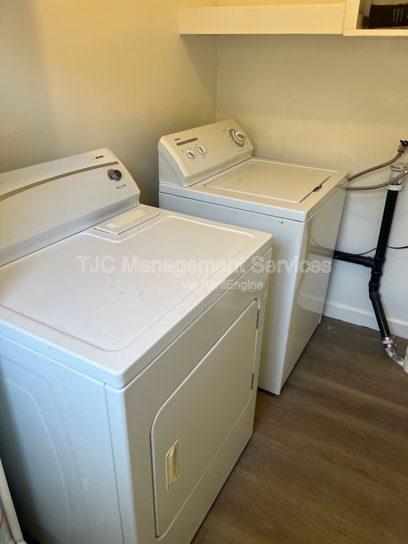 Gallery Image 11