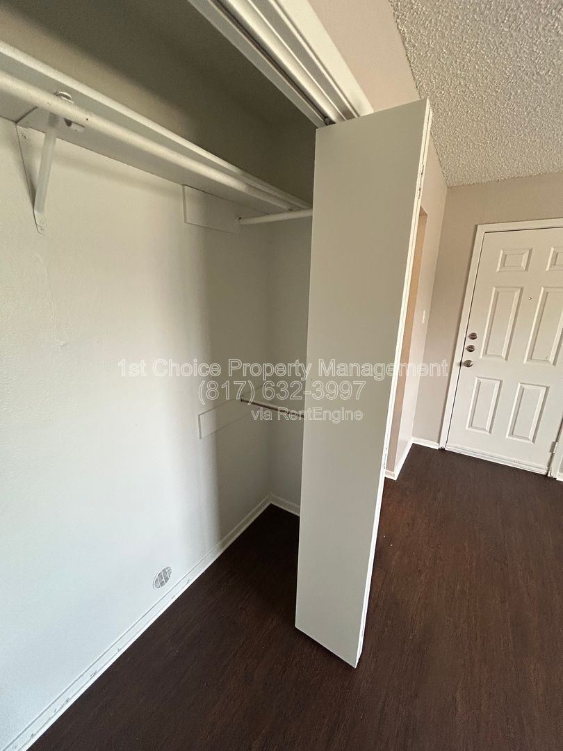 Gallery Image 17