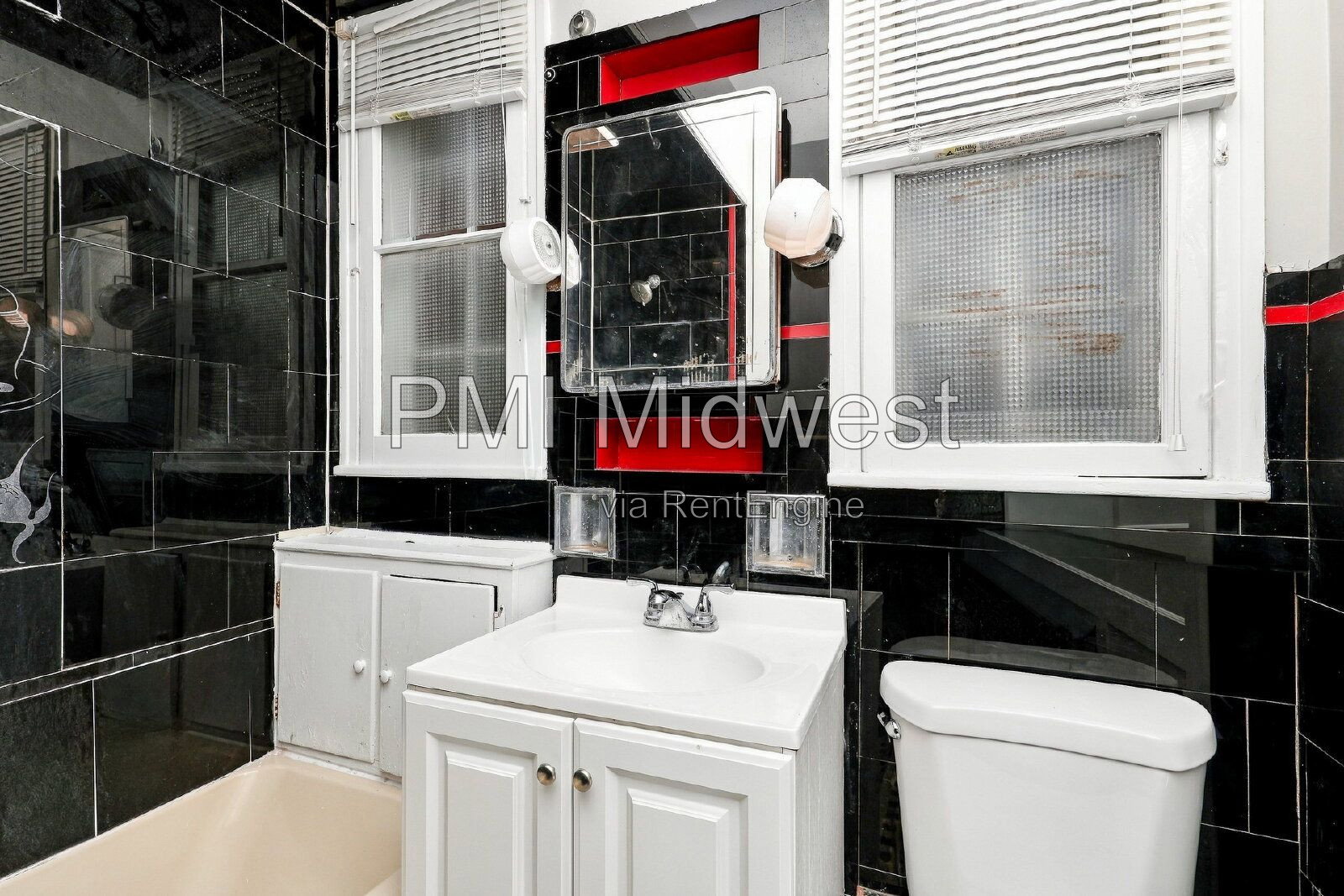 Gallery Image 16