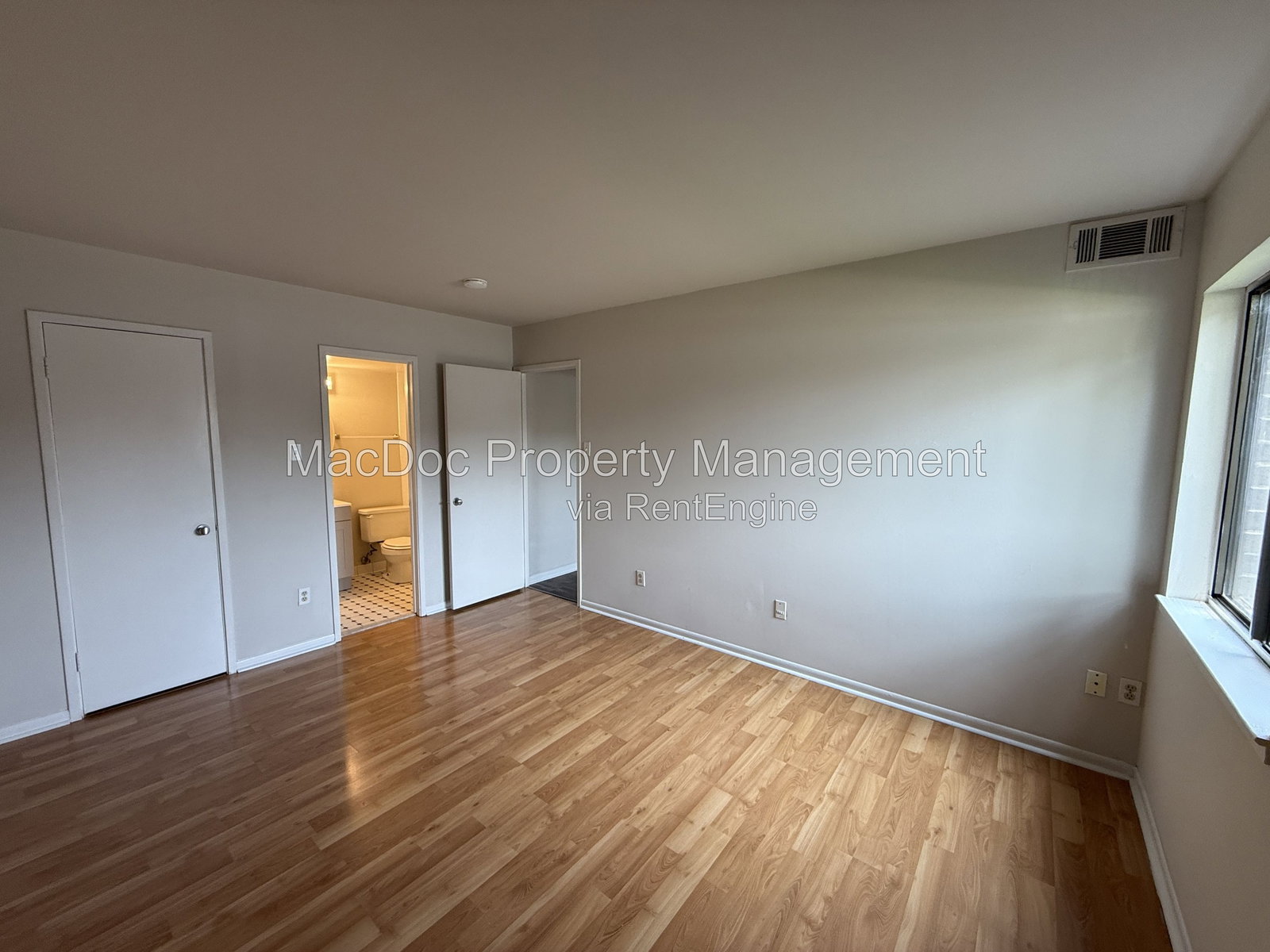 Gallery Image 25