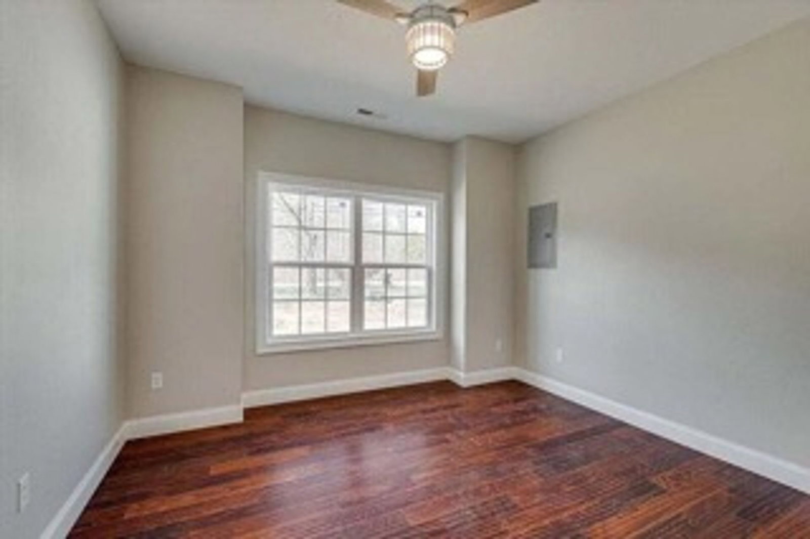 Gallery Image 32