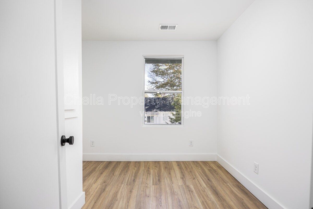 Gallery Image 20