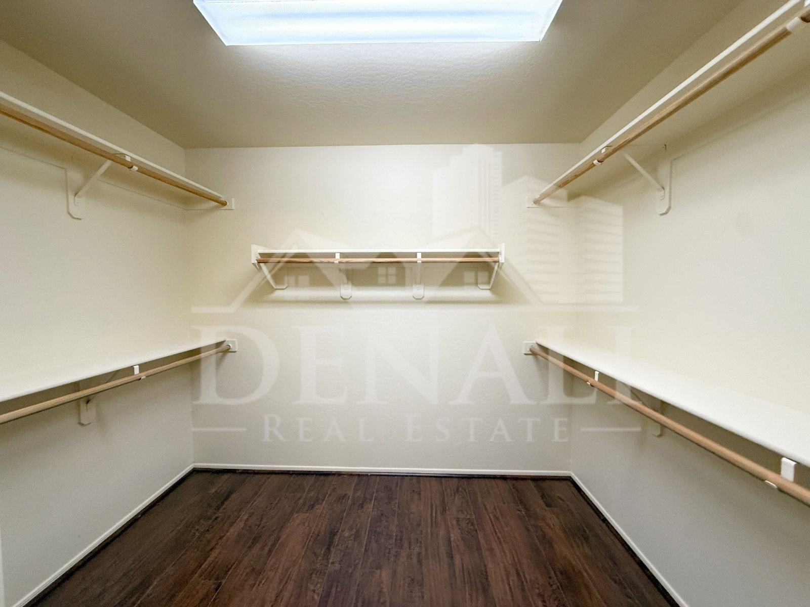 Gallery Image 13