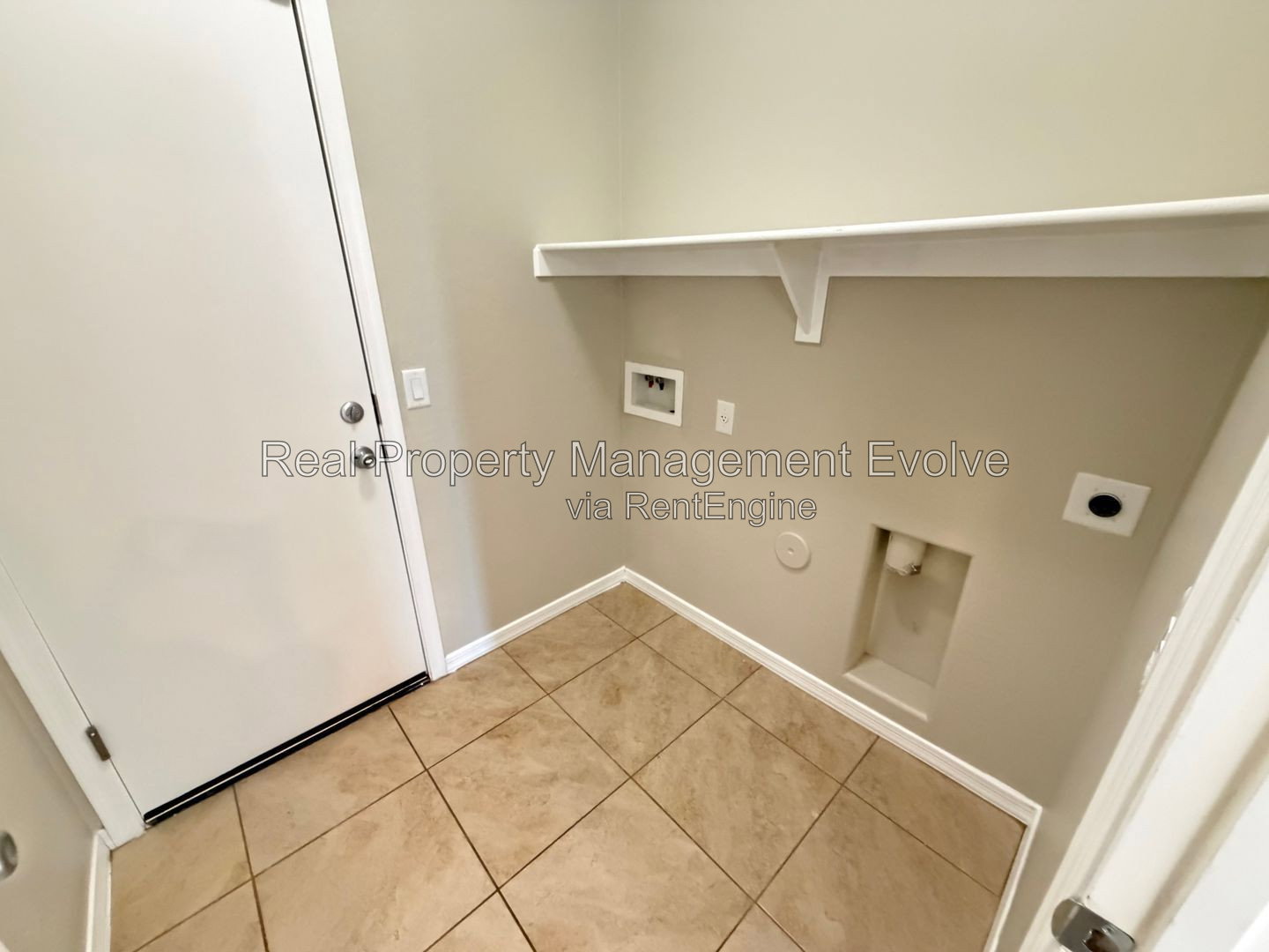Gallery Image 18
