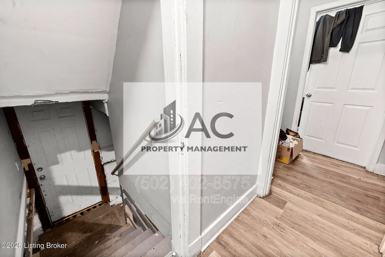 Gallery Image 18