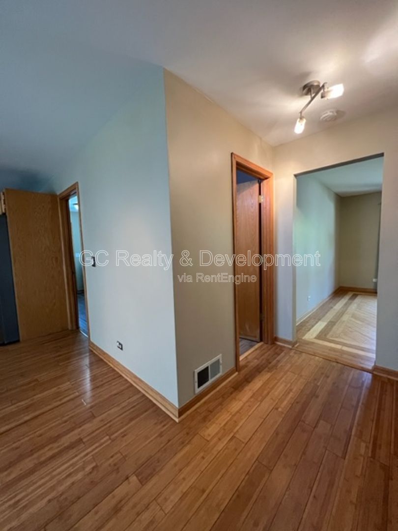 Gallery Image 19