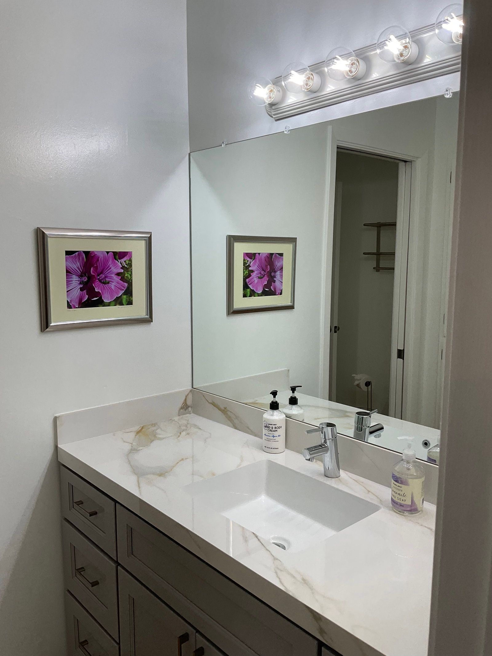 Gallery Image 19