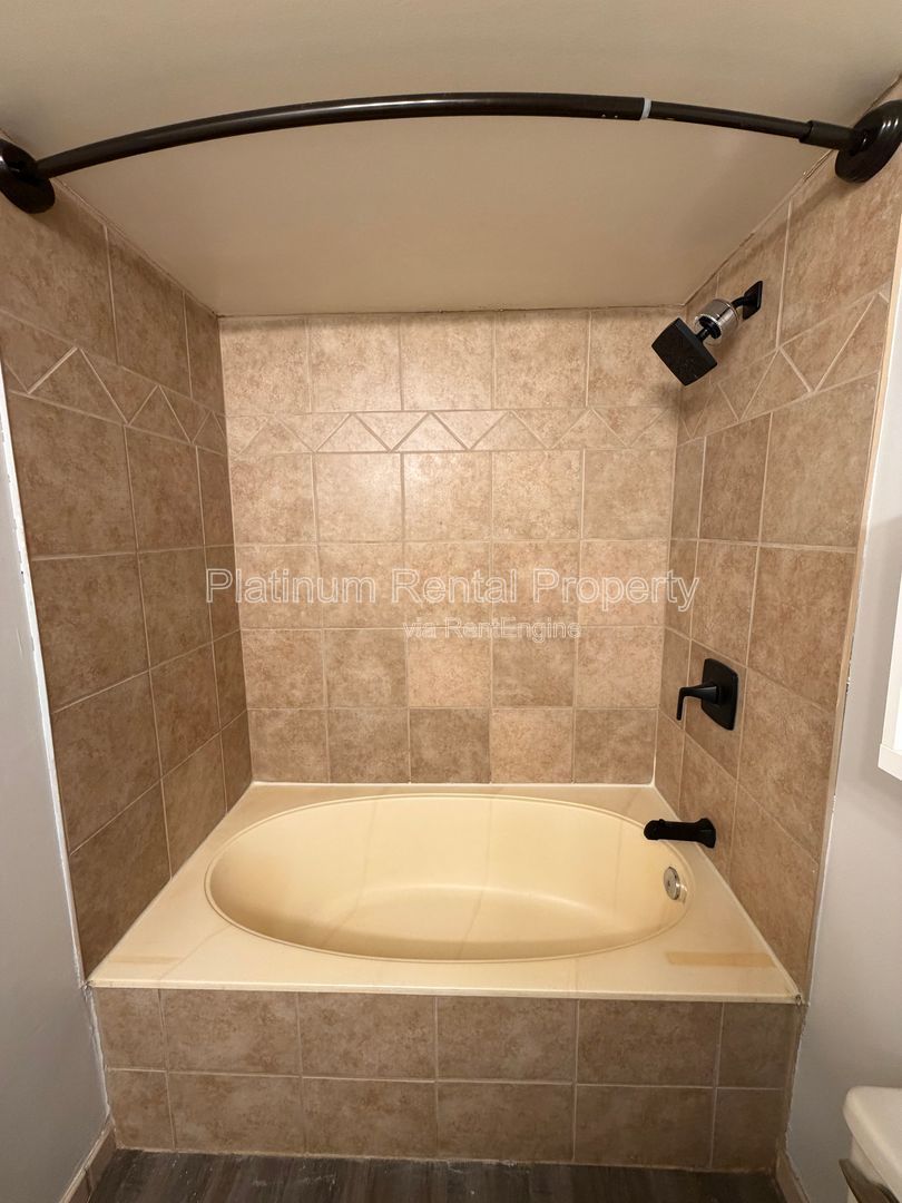 Gallery Image 25