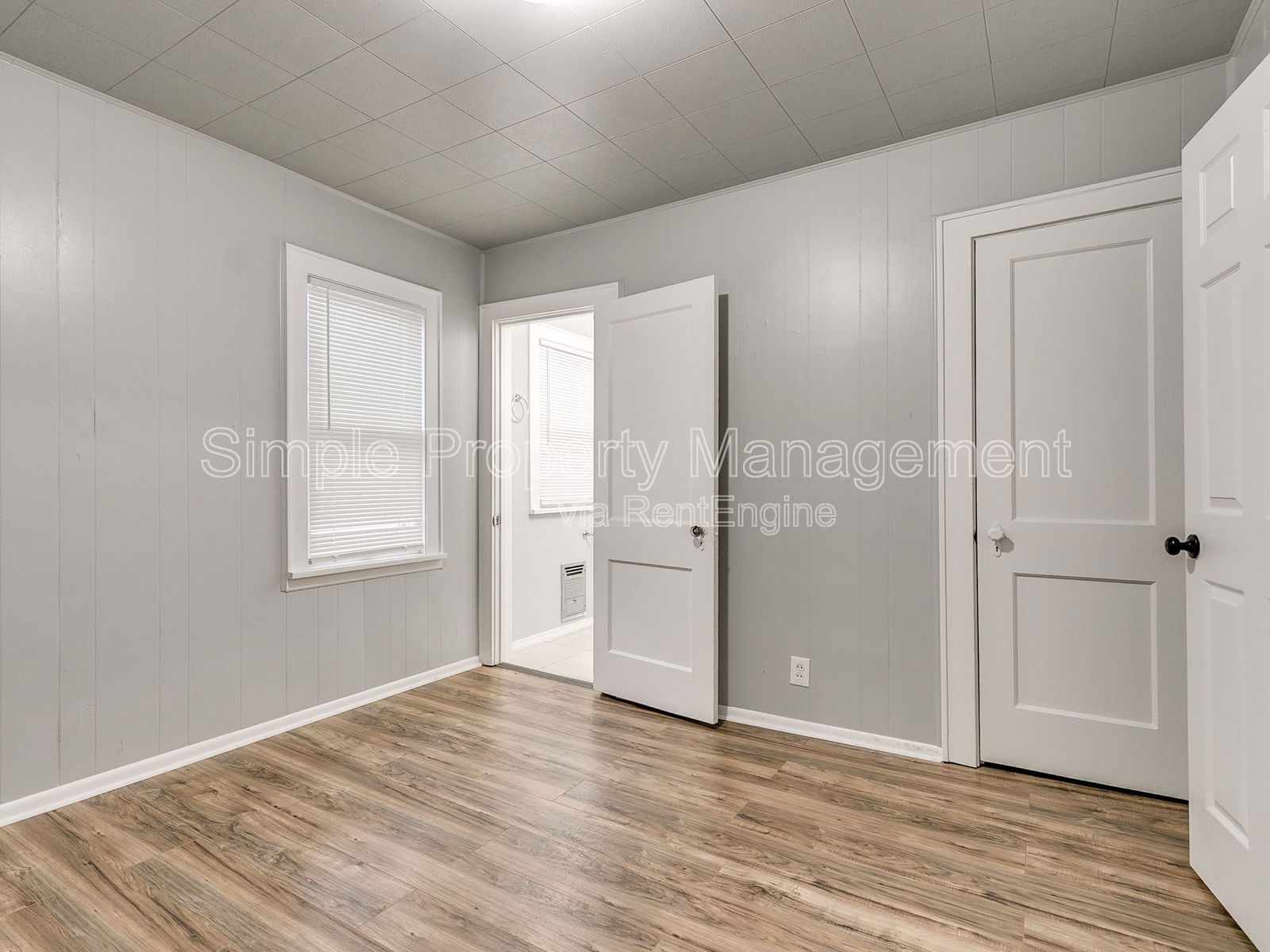 Gallery Image 12