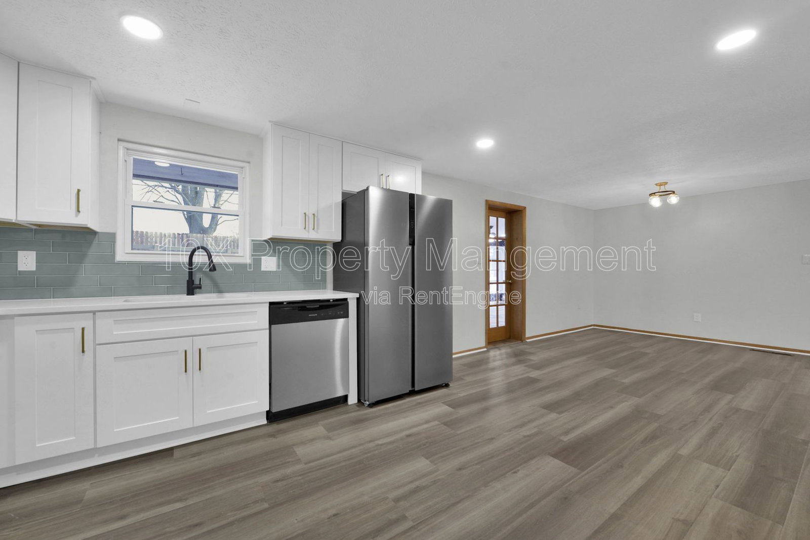Gallery Image 16