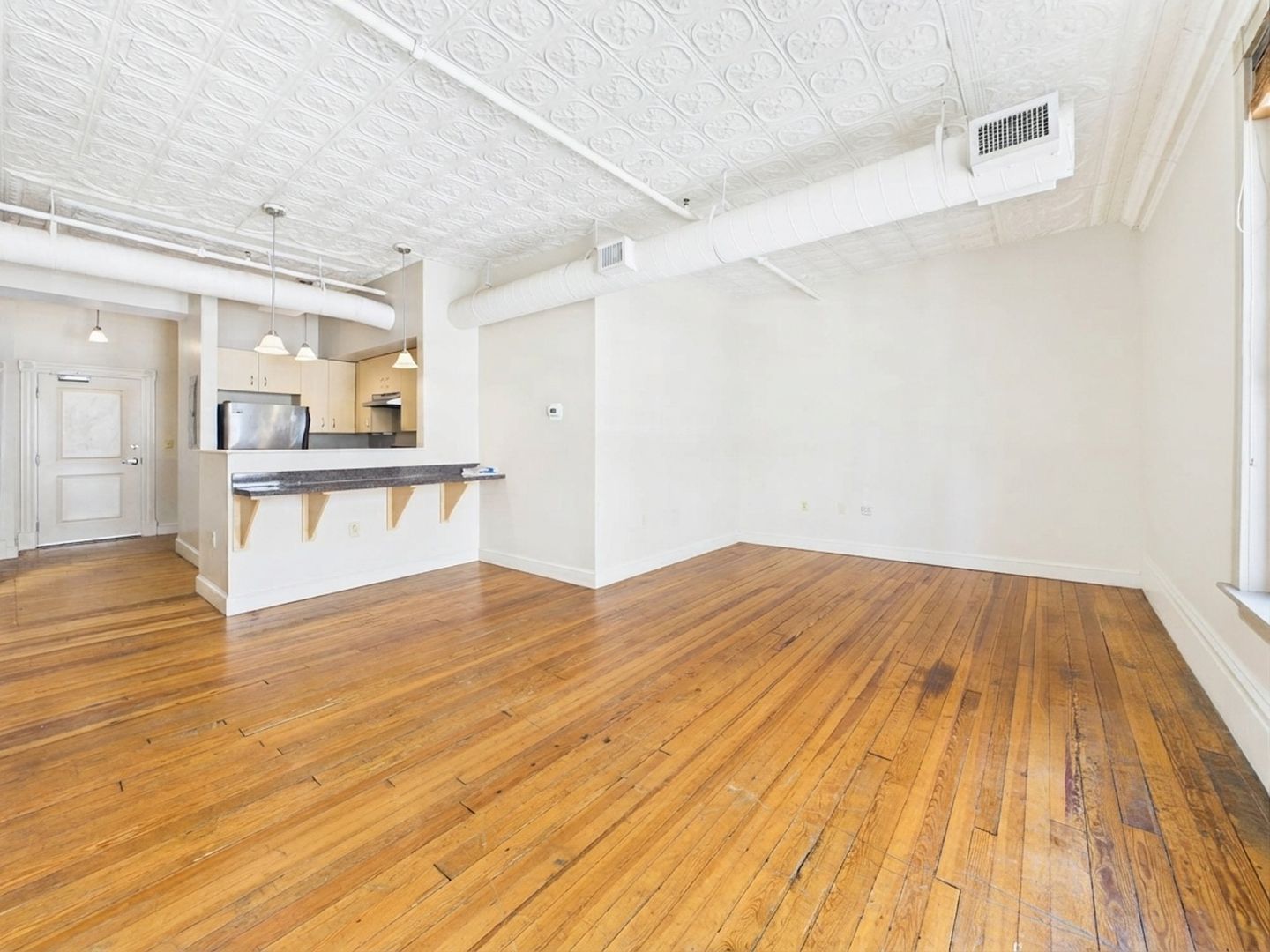 Gallery Image 0