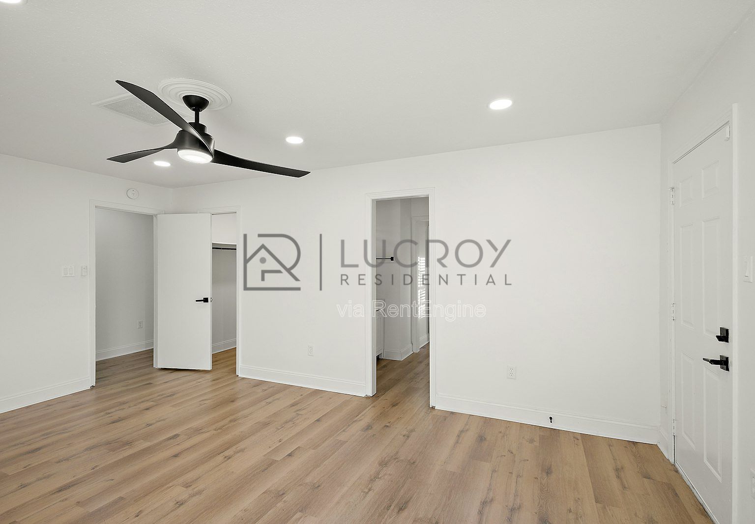 Gallery Image 25